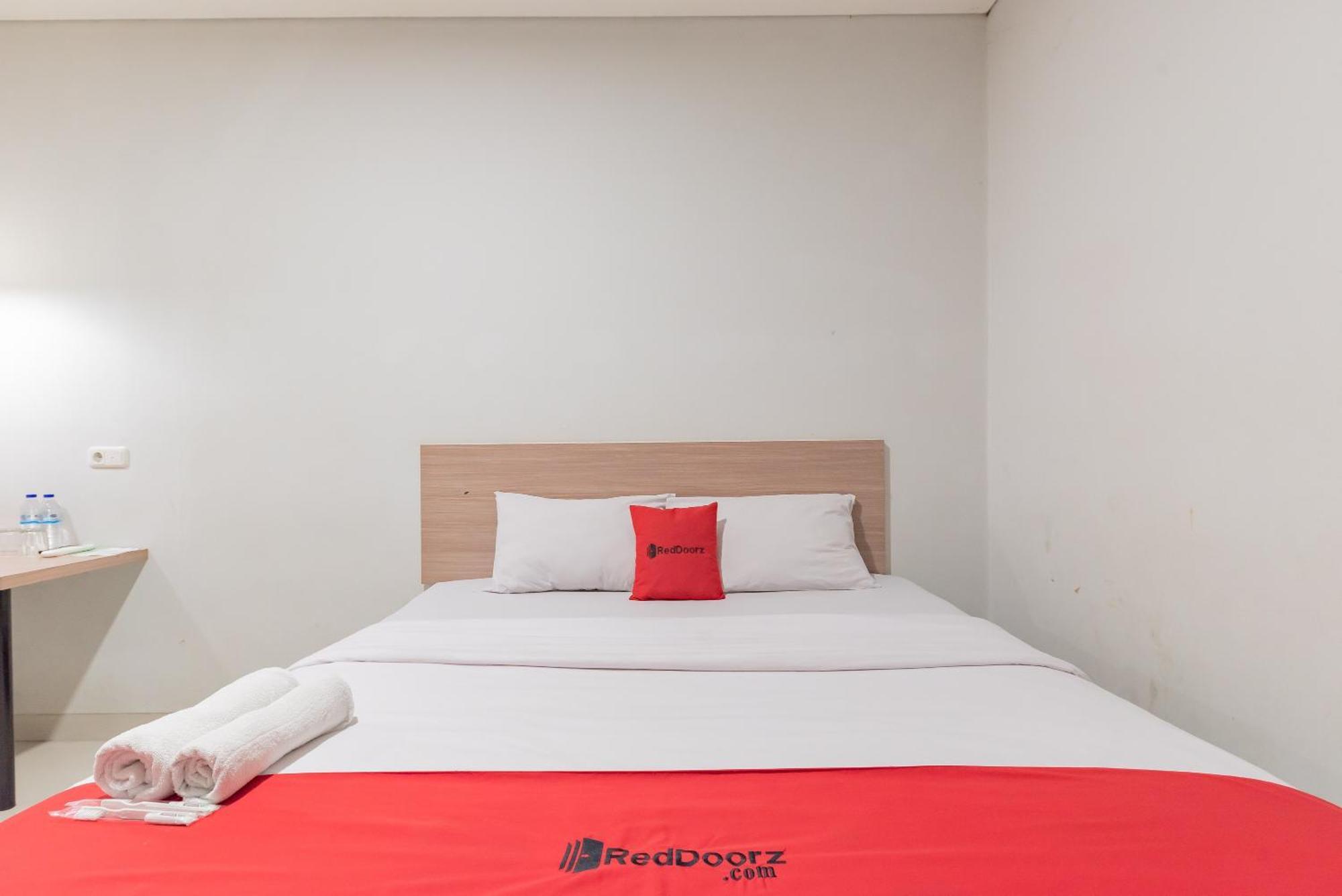 Hotel Reddoorz @ Malabar Street Bandung Exteriér fotografie